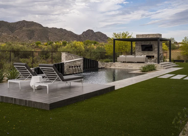 Midnight_Scottsdale_Landscape-and-Pool-Design-Arizona-Backyard_8384