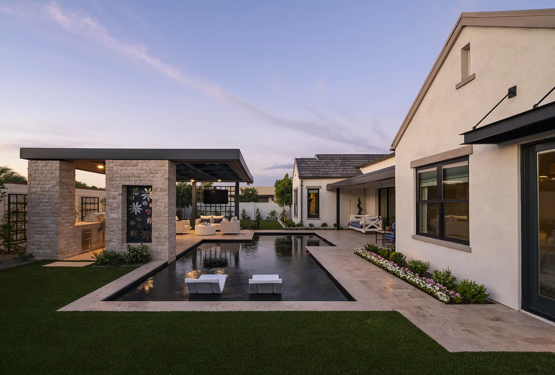 Raven_Stone_Crest_Gilbert_Landscape-and-Pool-Design-Arizona-6002_Backyard_8700