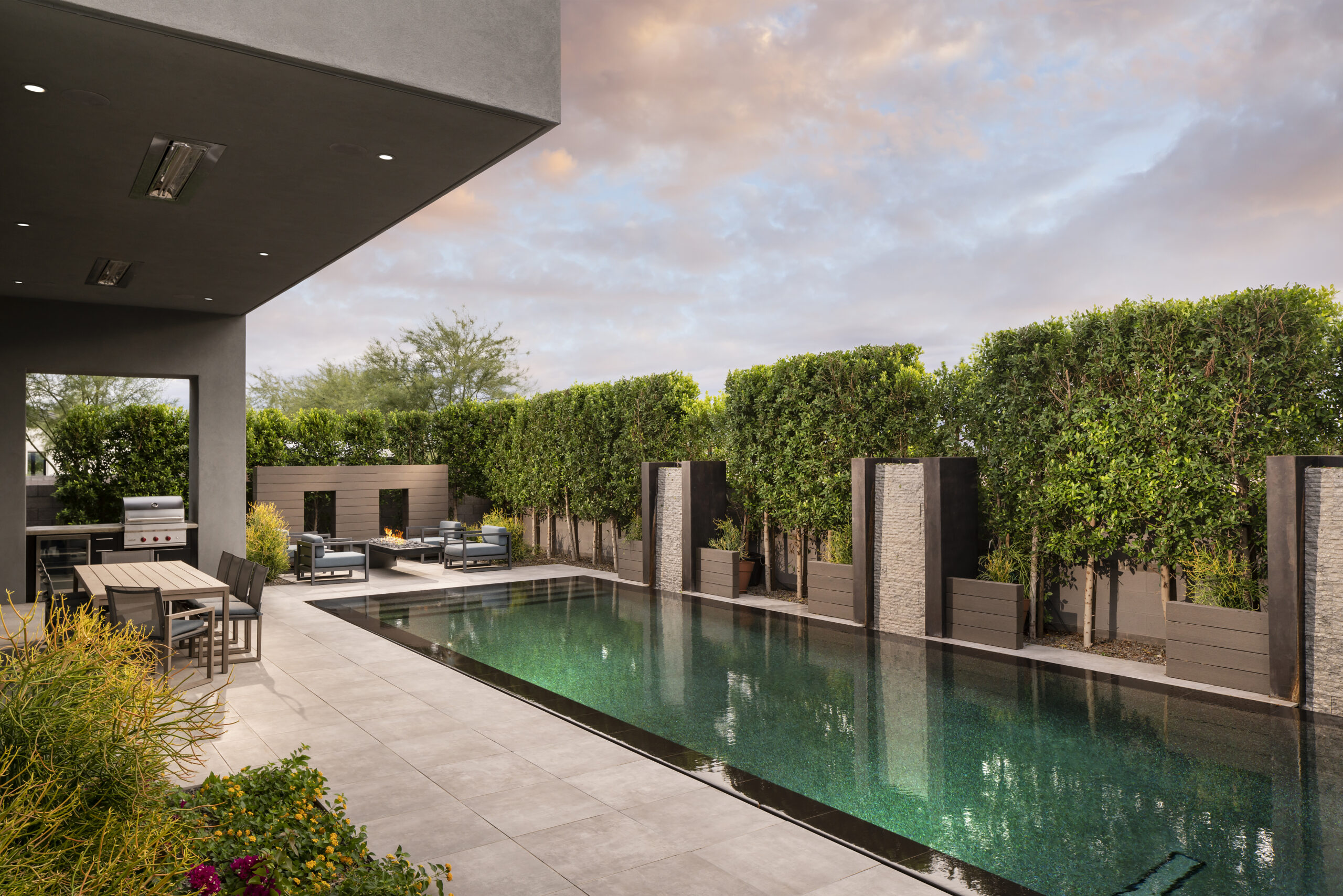 7658Backyard